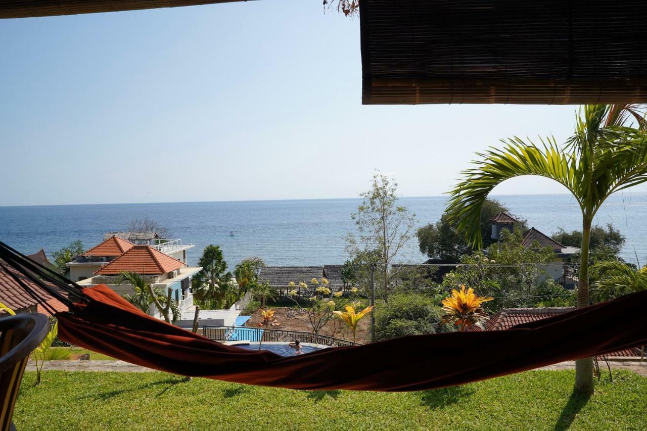Bamboo Bali Hill Bungalows Amed Exterior foto